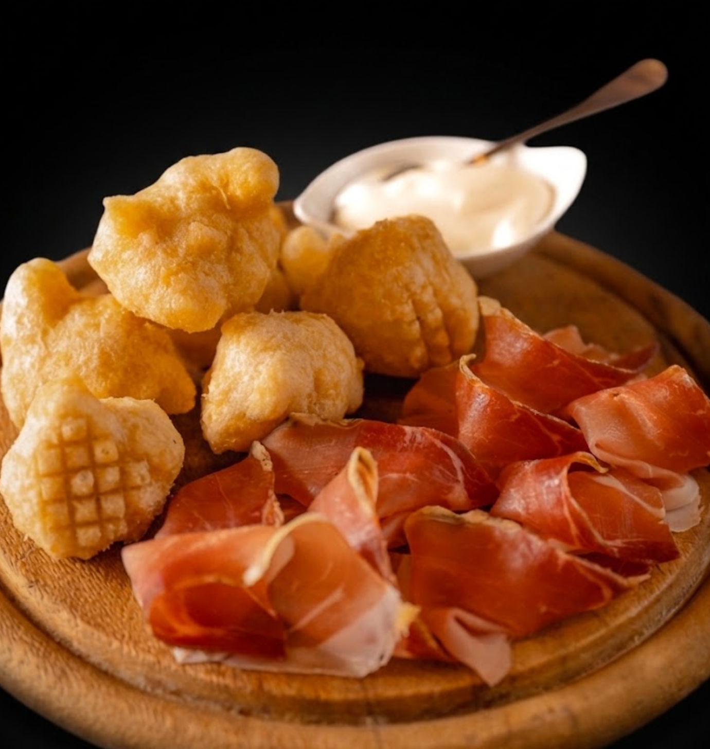 Coccoli Prosciutto E Stracchino