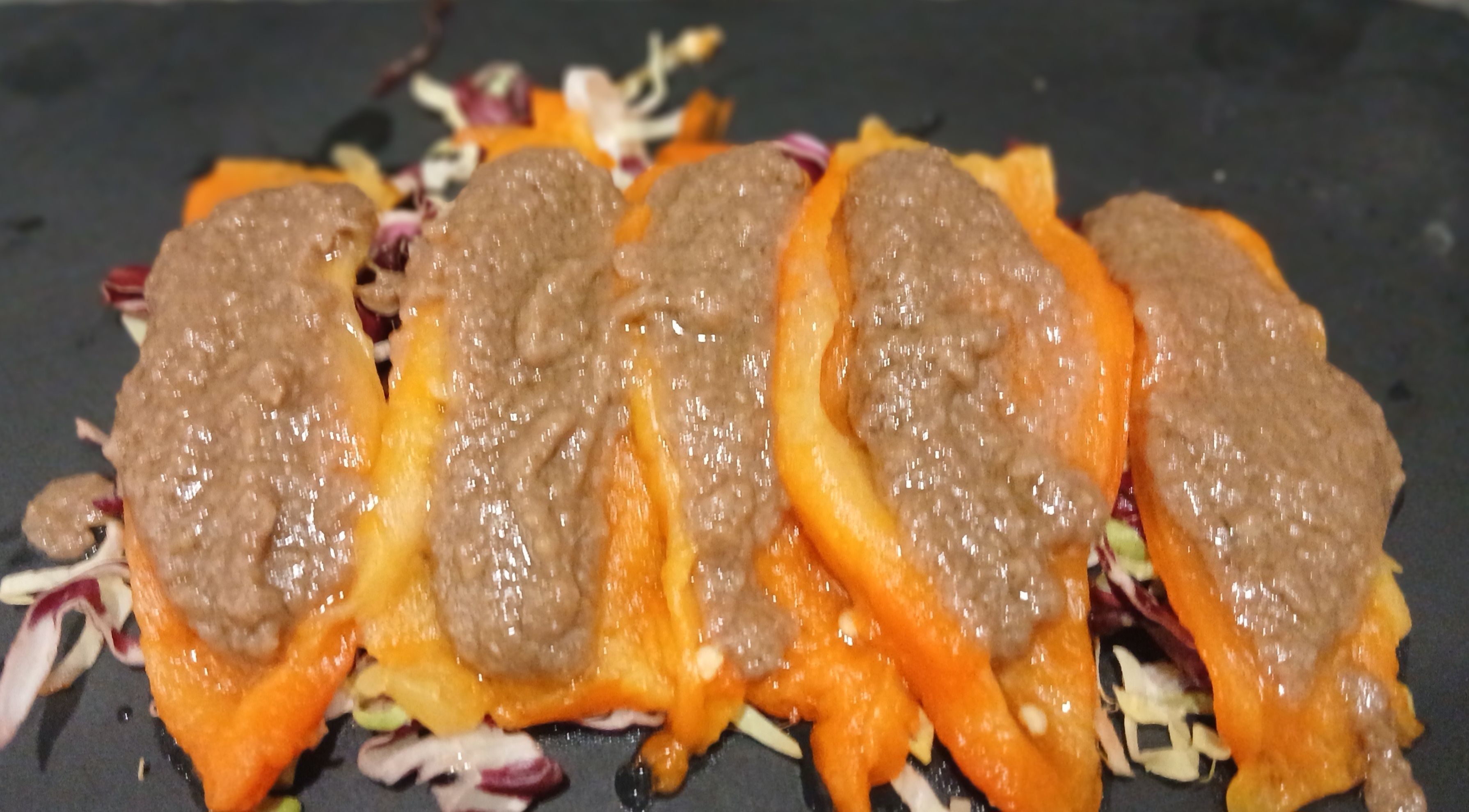 Peperoni Arrostiti Con Acciughe O Bagna Caoda
