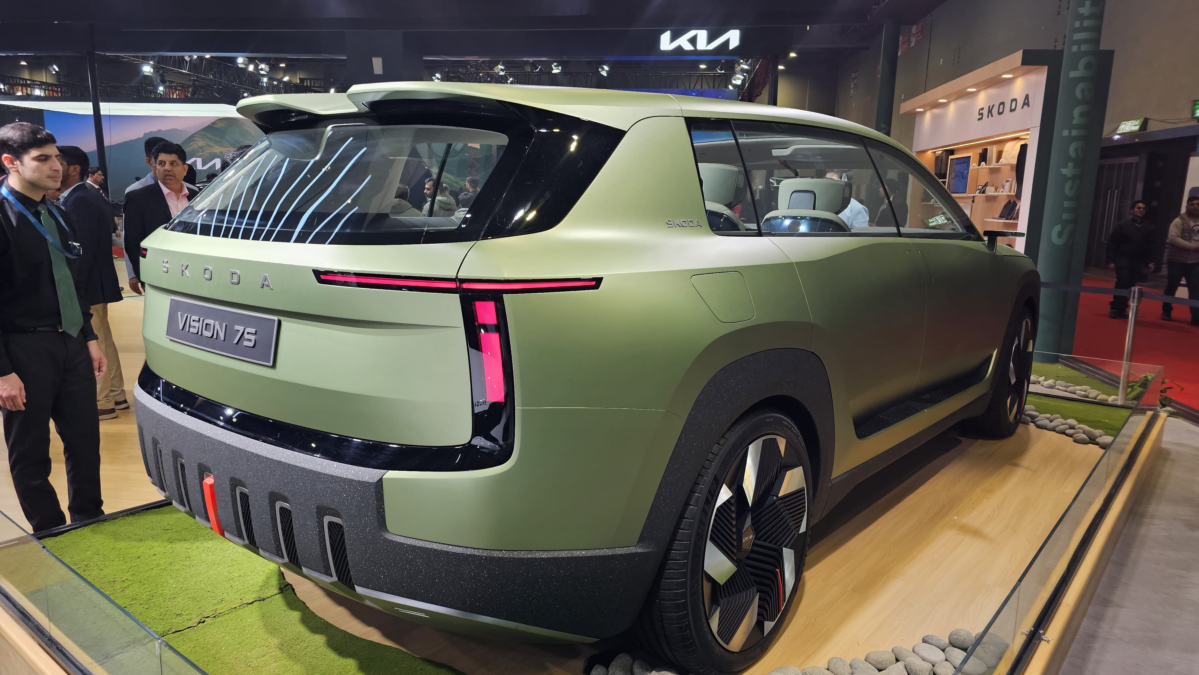 Skoda Vision 7S