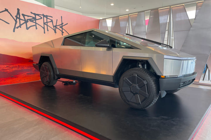 Tesla Cybertruck