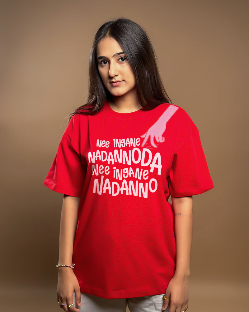 Nadannoda Oversized Fit Tshirt - Red