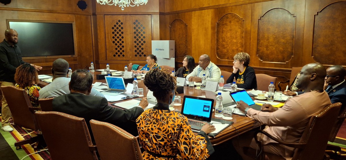 Delegates in a roundtable session at the 2024 summit
