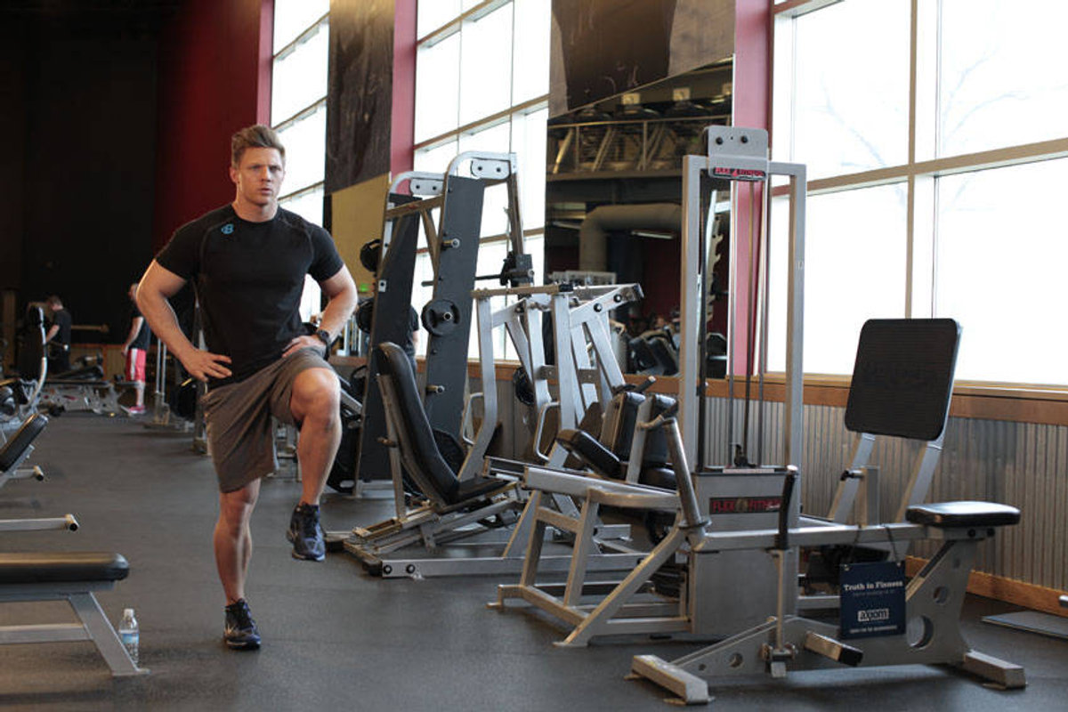 Walking Lunges (Bodyweight)