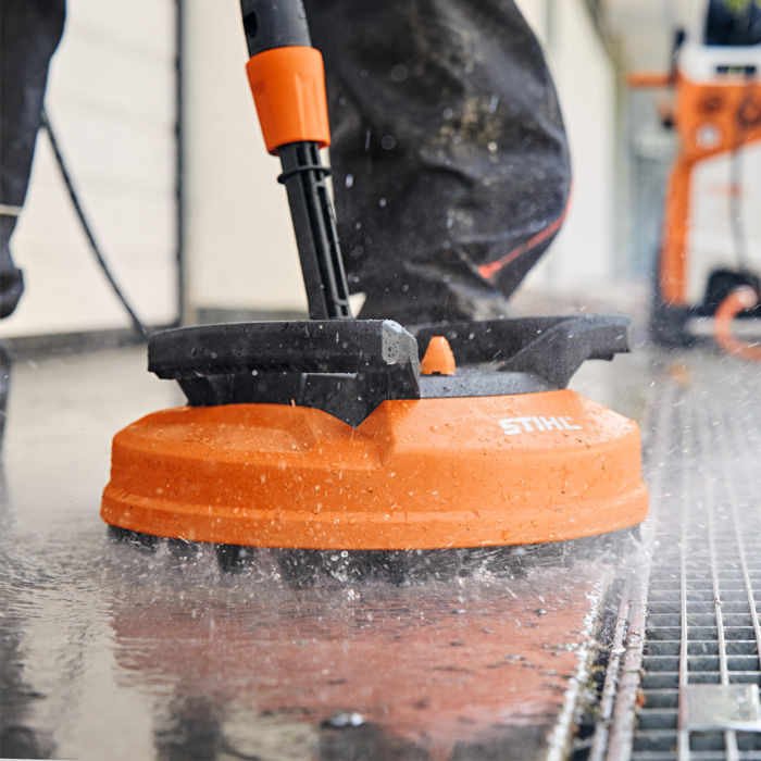 HOW TO CLEAN YOUR DECK