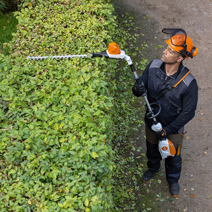 Battery Pole Hedge Trimmer