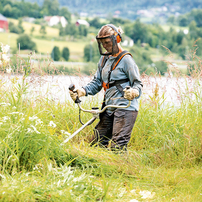 HOW TO USE YOUR LINETRIMMER OR BRUSHCUTTER
