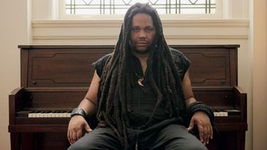 Bilde for arrangement Hieroglyphic Being (US)