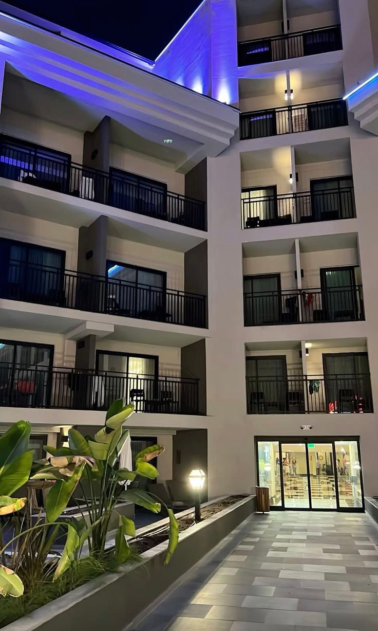 Hotels and foods photo 3