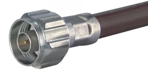 22642845_hubersuhner