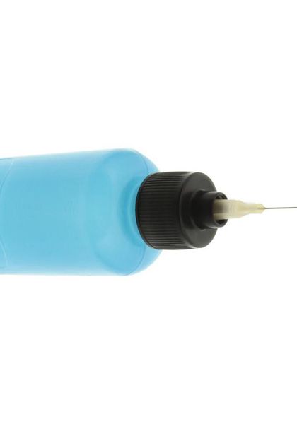 35563. Liquid Dispensers & Bottles