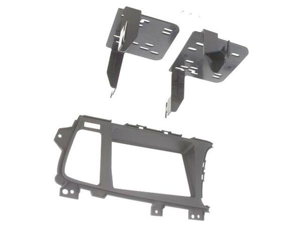 381178-34  Car Audio