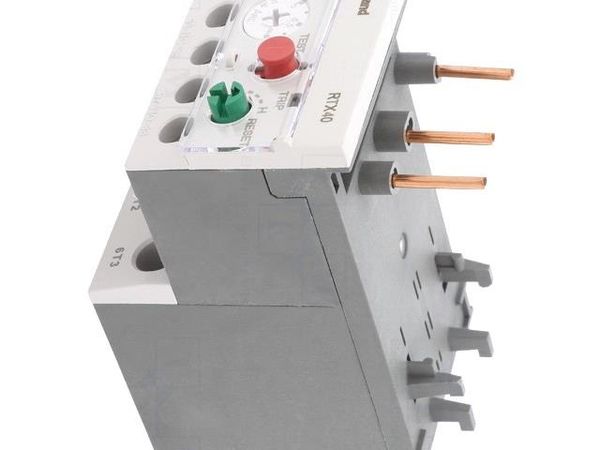 416649 Relay Sockets & Fixings