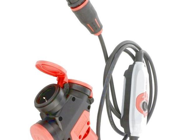 4670002 AC Power Plugs & Receptacles