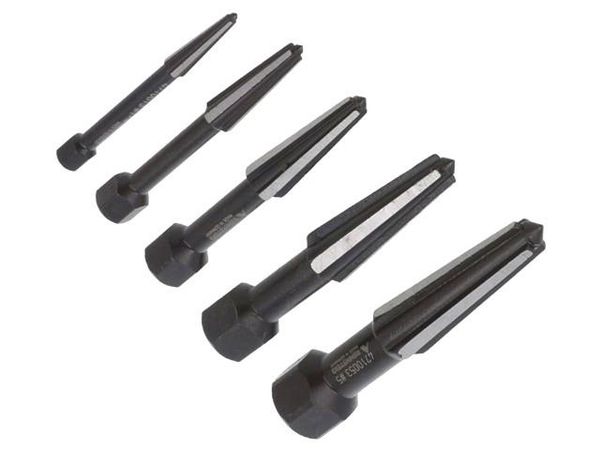 471 900 3  Tools & Supplies
