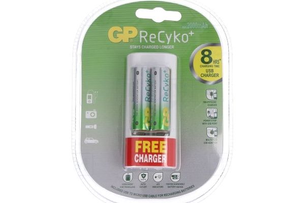 GP U211+ 2 X R6 2100MAH electronic component of GP Batteries