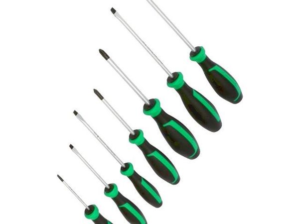 96469115 Screwdrivers, Nut Drivers & Socket Drivers