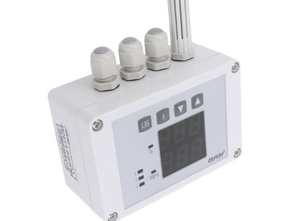 AR247/1/P/P/P/WA Temperature Controllers
