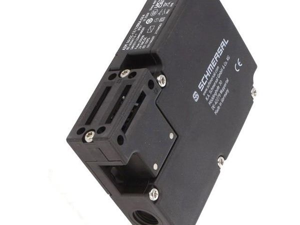 AZM 161CC-12/12RKA-024 Emergency Stop Switches / E-Stop Switches