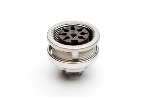 c09131n0081002u_amphenol