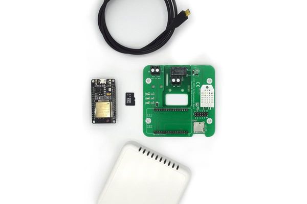 CB-EMIT-KIT-V1R2 Educational Kits