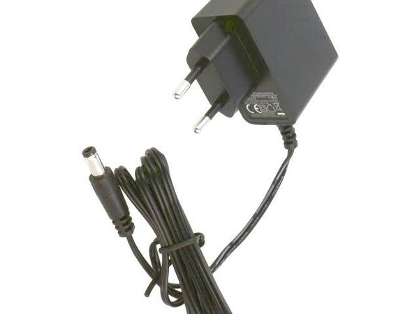 E0909W2E-2555 Wall Mount AC Adapters