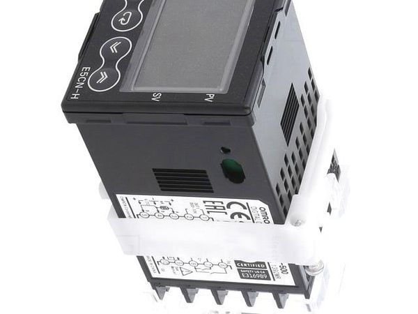 E5CN-HV2MD-500 24VAC/DC Temperature Controllers