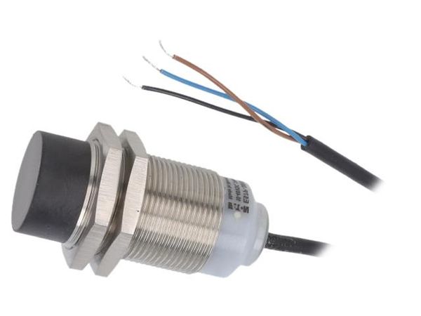 E57P-30UPN15-C2  Sensors