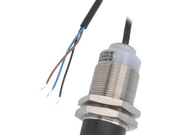 E57P-30UPN15-C2 Proximity Sensors