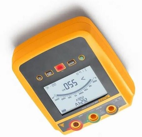 FLUKE-1535  Test & Measurement