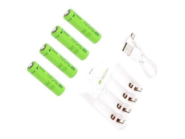 GP E411 + 4 X R6 2100 RECYKO Adapters