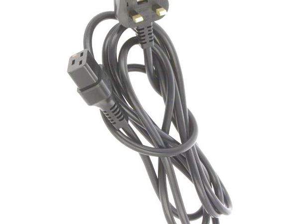 IL19-UK1-H05-3150-300 AC Power Leads
