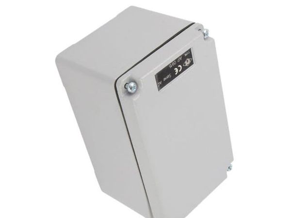 AP 0915 Enclosures, Boxes & Cases