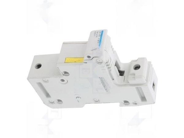 LR601 Fuse Holder