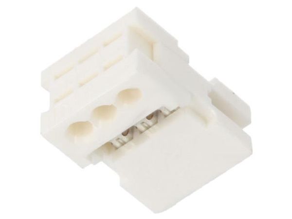 3521 03 K39M12  Connectors