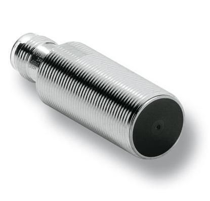 omron_e2am18ks05wpb16m