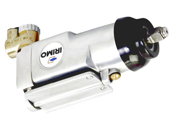 P704 