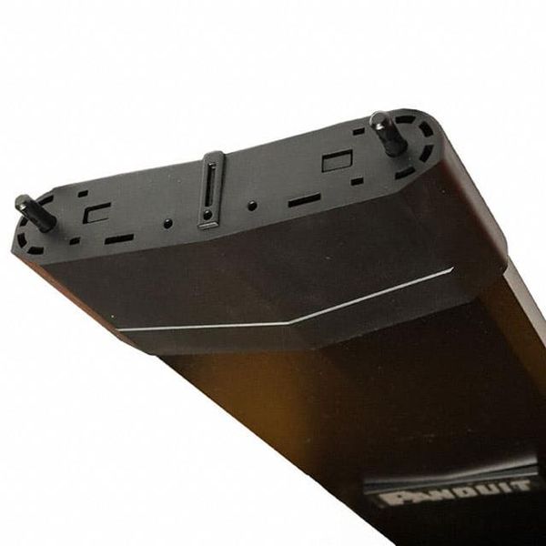 PR2D0696  Enclosures
