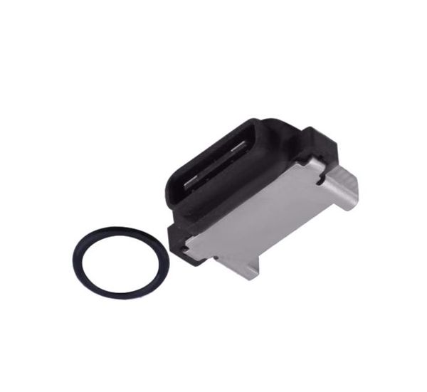 PUB050-1611-C04-1H  Connectors