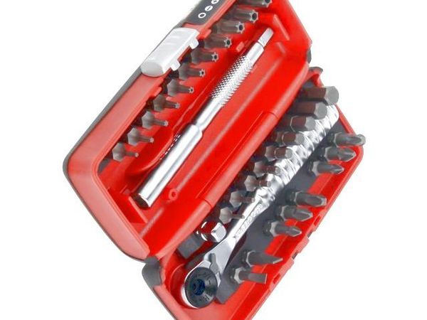 R.PEJ31 Screwdrivers, Nut Drivers & Socket Drivers