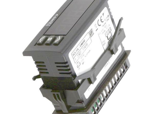 SCL13L-EM000 Temperature Controllers