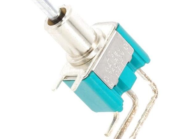 STM 106 E-VM Toggle Switches