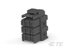 te-connectivity_122323576_xon_06