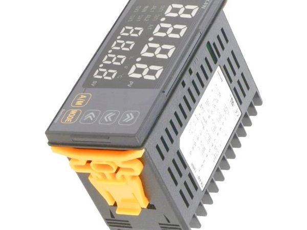 TK4W-14RR Temperature Controllers