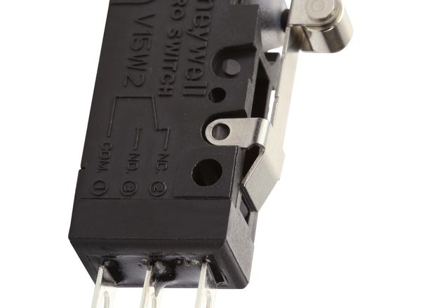 V15W2-EZ100A05-W21 Basic / Snap Action Switches