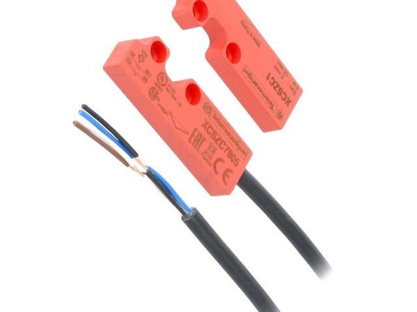 XCSDMC7905 Emergency Stop Switches / E-Stop Switches