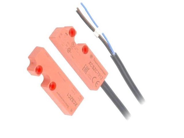 XCSDMC7912 Emergency Stop Switches / E-Stop Switches