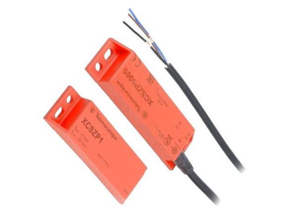 XCSDMP5905 Emergency Stop Switches / E-Stop Switches