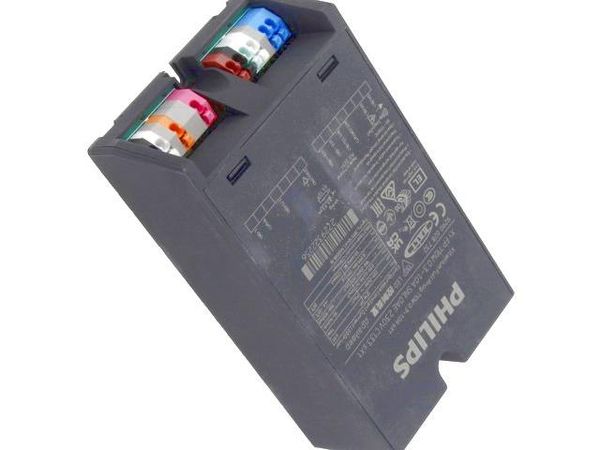 XI FP 110W 0.3-1.0A SNLDAE 230V C133 SXT LED Power Supplies
