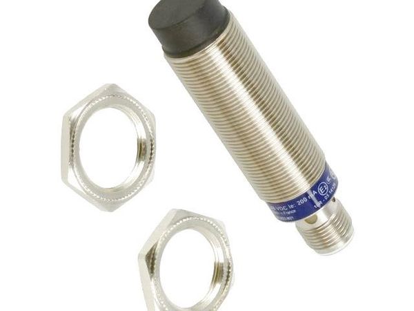 XS618B4PAM12 Proximity Sensors