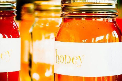 honey for allergies, local beekeepers, honey, benefits of honey, natural remedies for allergies